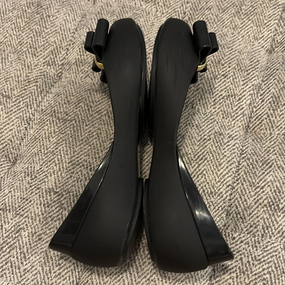 Mel dreamed by Melissa black rubber flats with bow size 13